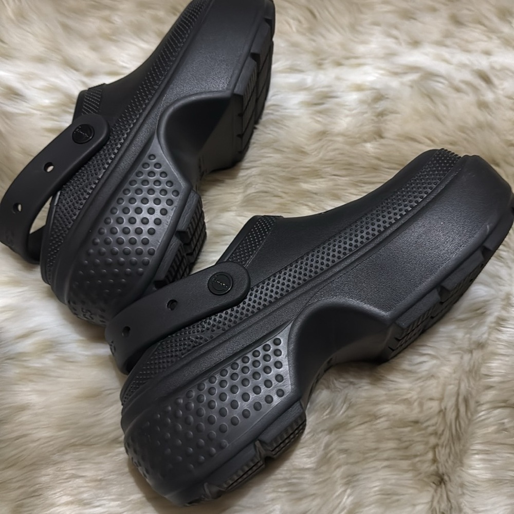 Crocs Platform - image 6